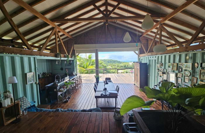 Ensemble immobilier sur grand terrain, id&eacute;al investissement - SAINTE-LUCE