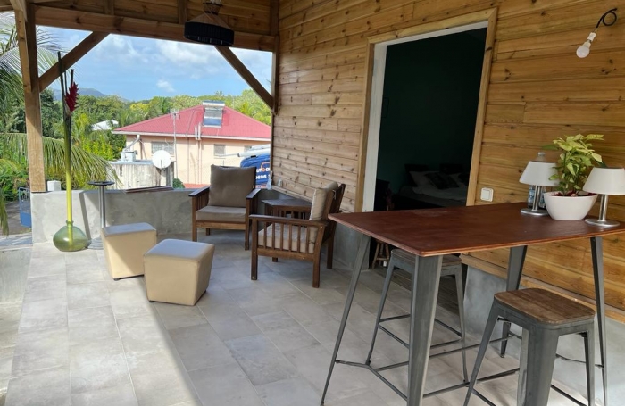 Ensemble immobilier sur grand terrain, id&eacute;al investissement - SAINTE-LUCE