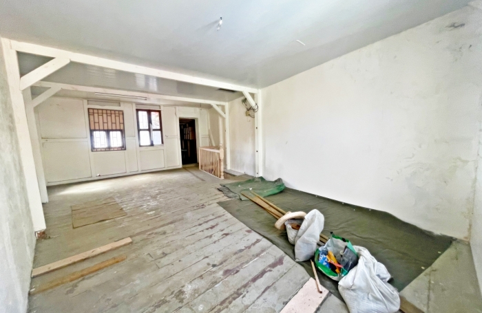 IMMEUBLE SUR 3 NIVEAUX - 195 M2 - CENTRE-VILLE DE FORT-DE-FRANCE