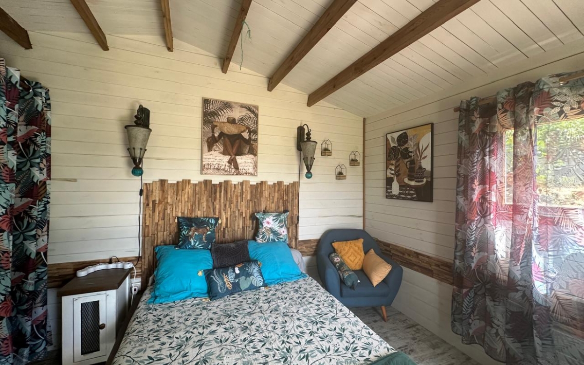 SAINTE ANNE- PROPRIETE VUE MER PANORAMIQUE 10000M² TERRAIN