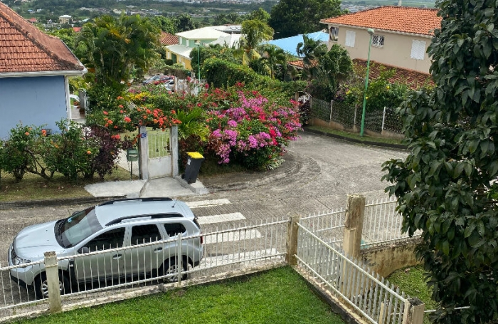 Vente Bureaux 240m² Le Lamentin