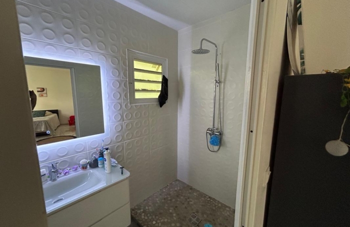 Vente Maison 91.97m&sup2; 3 pièces Rivi&egrave;re Sal&eacute;e