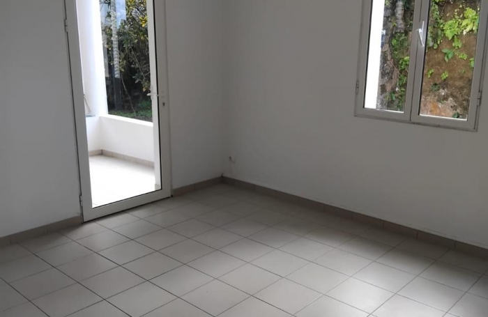 LOCAL PROFESSIONNEL AU MORNE ROUGE