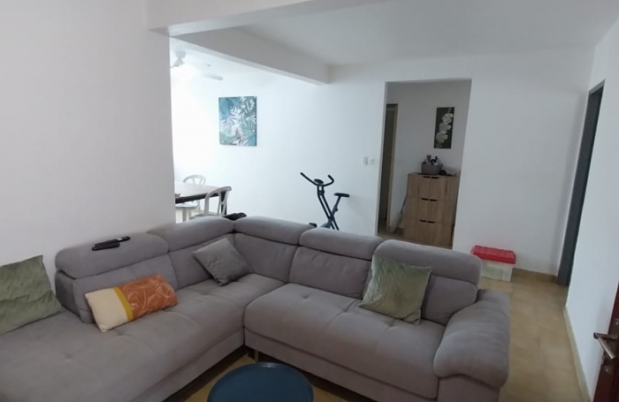 Appartement F3 vendu lou&eacute; secteur calme - FORT-DE-FRANCE