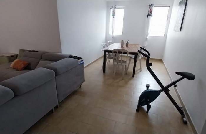 Appartement F3 vendu lou&eacute; secteur calme - FORT-DE-FRANCE