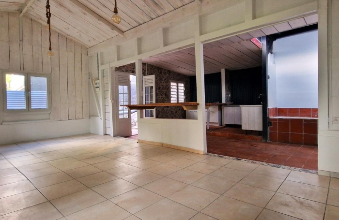 Vente Immeuble 164.01m&sup2; 8 pi&#232;ces Schoelcher