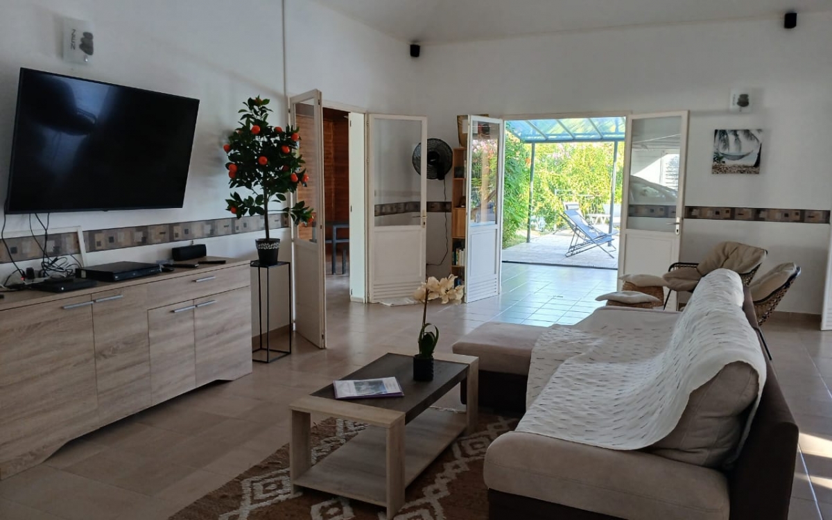 A VENDRE VILLA T4 PROCHE MER AVECPISCINE