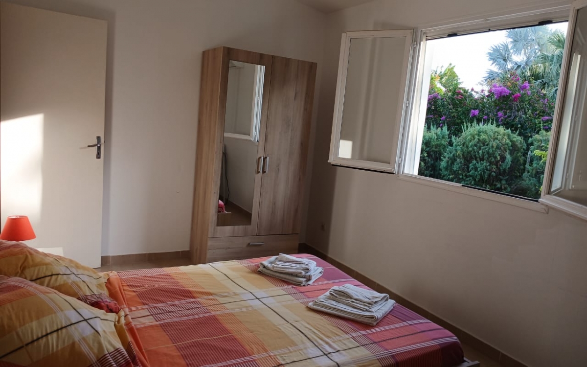 A VENDRE VILLA T4 PROCHE MER AVECPISCINE