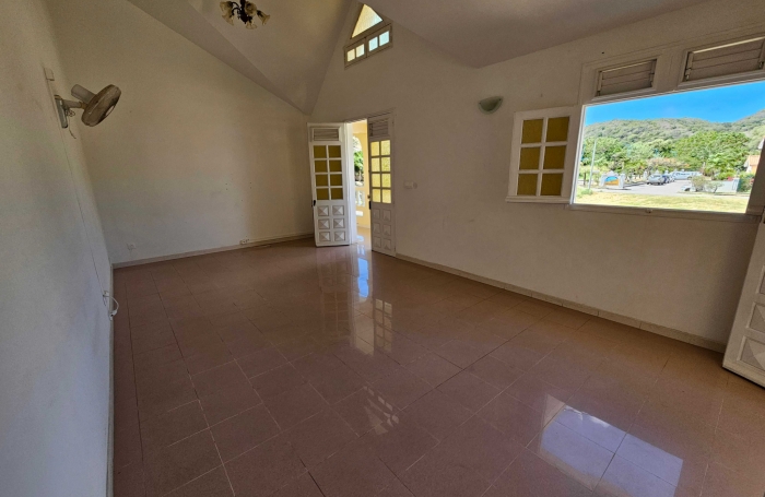 Grande maison : 3 appartements proche plages