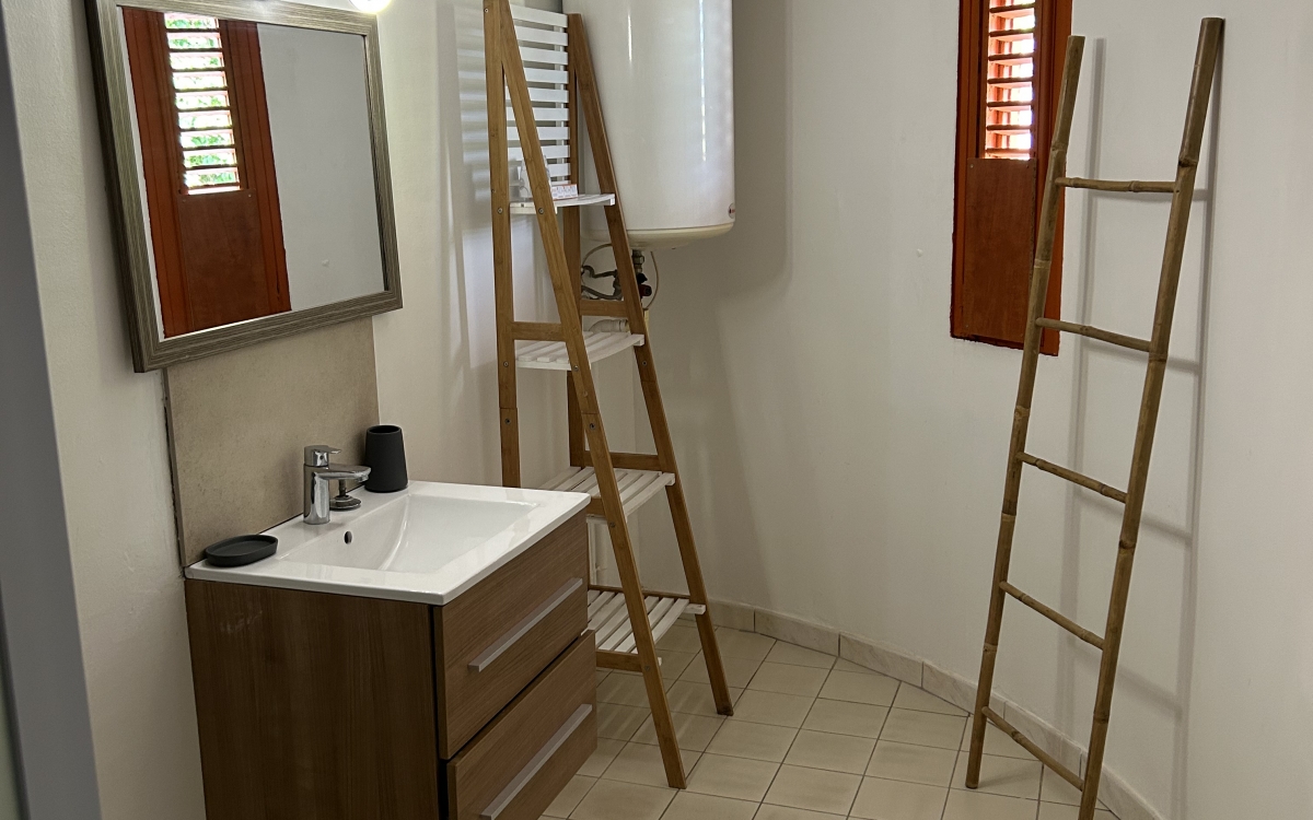 SAINTE LUCE - Vue mer -VILLA 3 chambres avec piscine 2300€