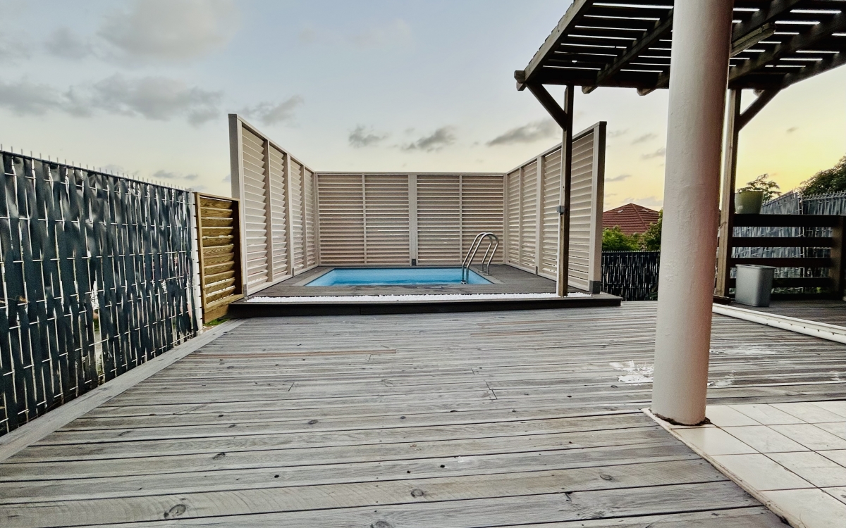 SAINTE LUCE - Vue mer -VILLA 3 chambres avec piscine 2300€