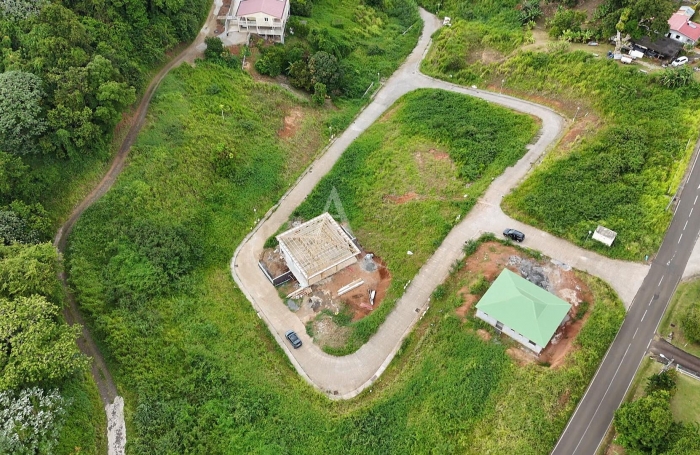 Vente Terrain 701m² Ducos