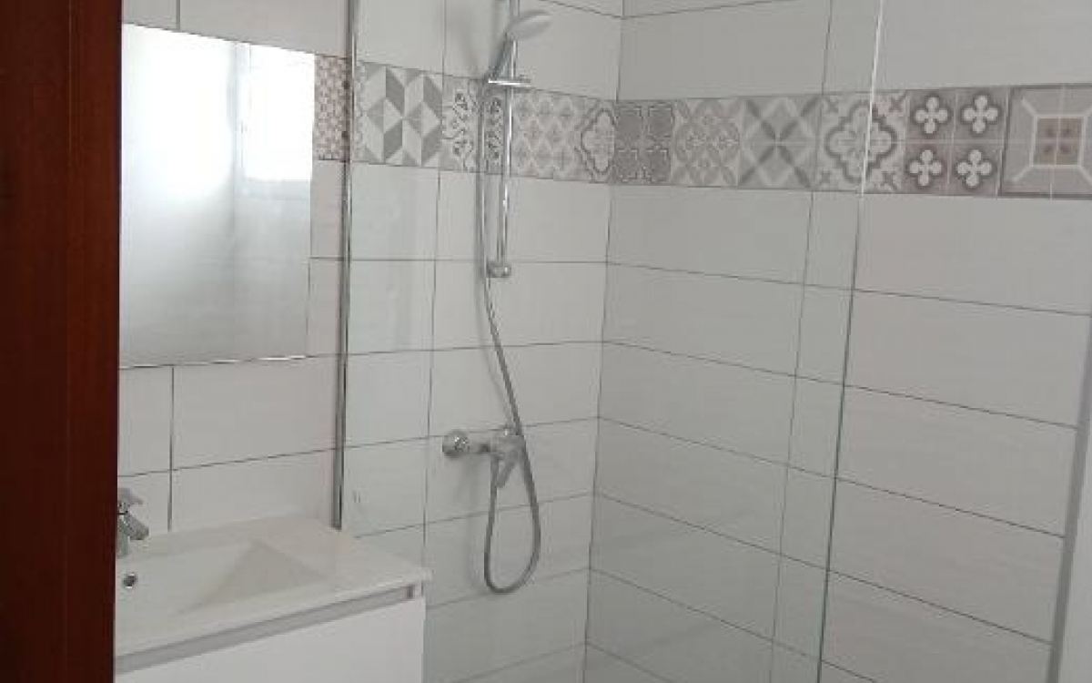 Villa T5 Neuve avec Piscine 300 m de la Plage- Anse-à-l'ane