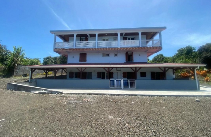 Vente Immeuble 14 pi&#232;ces Le Vauclin