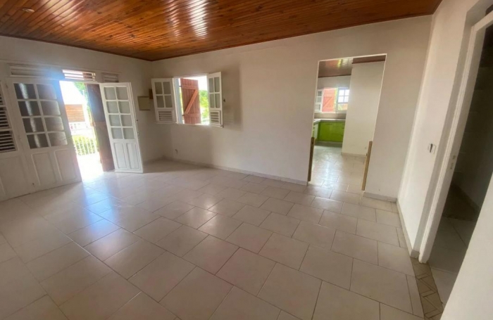 Vente Immeuble 14 pi&#232;ces Le Vauclin