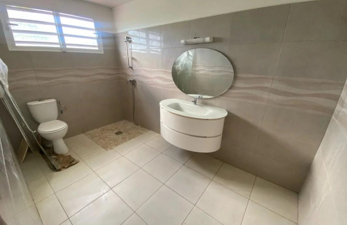 Vente Immeuble 14 pi&#232;ces Le Vauclin