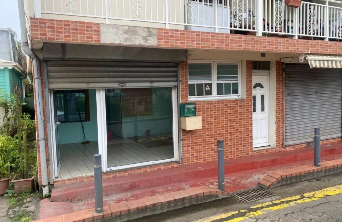 Location Local commercial 97270