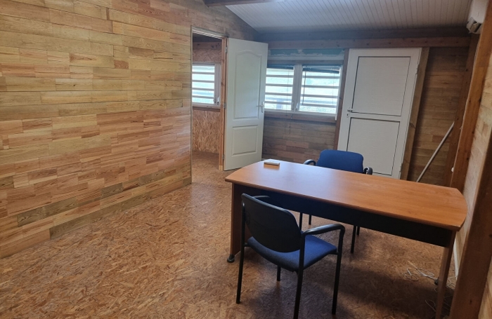 Location Bureaux 45m² Sainte Luce
