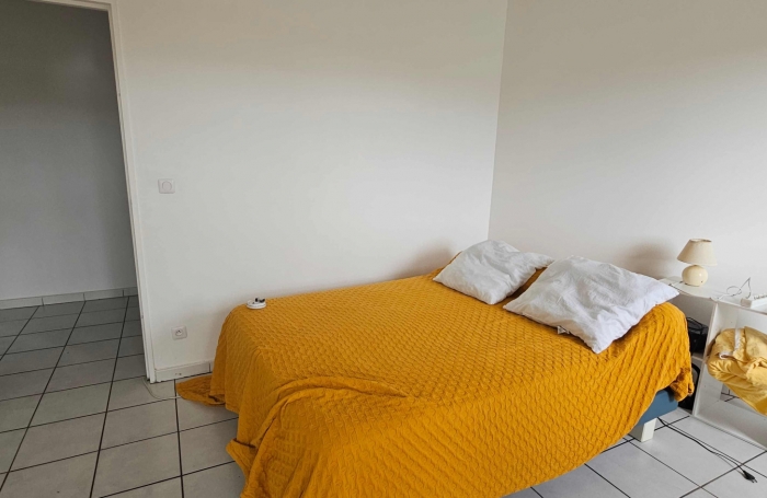 Lumineux F3 meublé avec terrasses, proche CHU