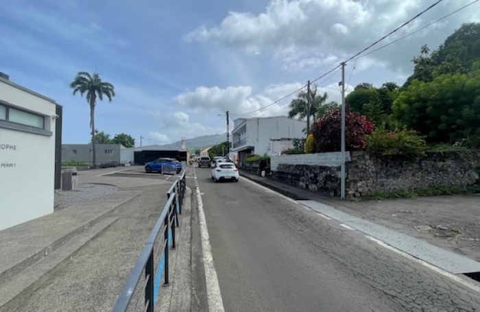 Terrain  Bourg - SAINT-PIERRE