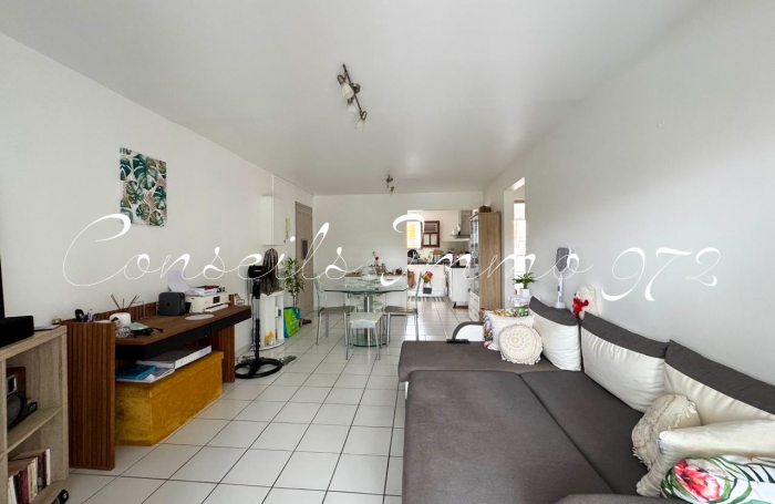 À Vendre   Appartement T3 à Ravine-Vilaine, Fort-de-France