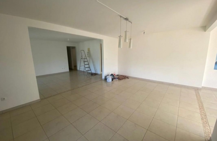 Location Appartement 175m&sup2; 5 pi&#232;ces Le Robert