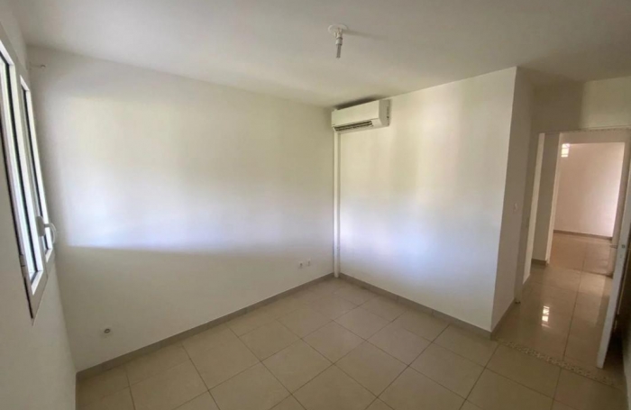 Location Appartement 175m&sup2; 5 pi&#232;ces Le Robert