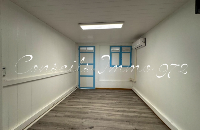 BUREAUX À LOUER - BOURG - GROS-MORNE