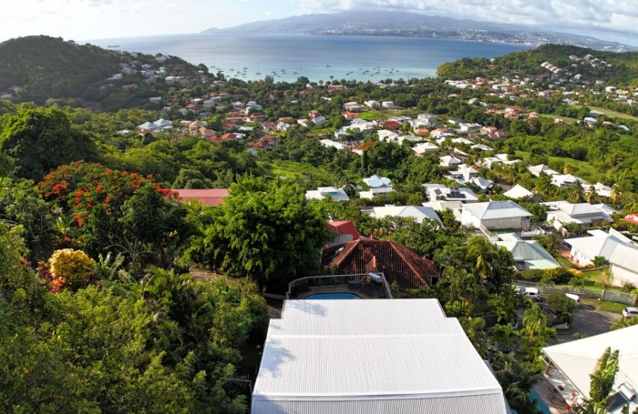 Vente Immeuble 180m&sup2; 10 pi&#232;ces Les Trois Ilets