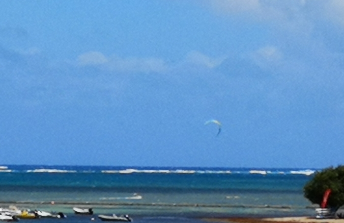  Sur la plage...parcelle de 414m2 à la Pointe FAULA