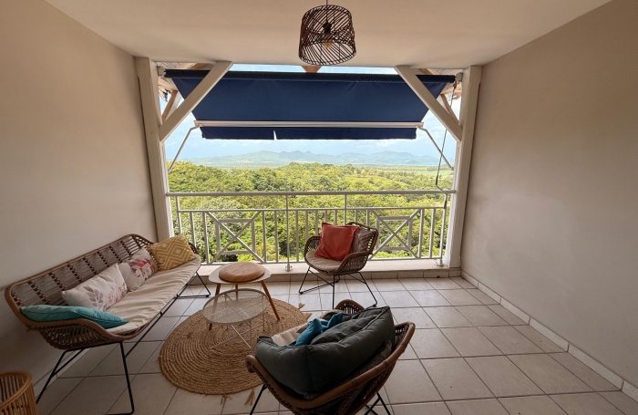 Dernier étage : Appt T4 vue mer et campagne