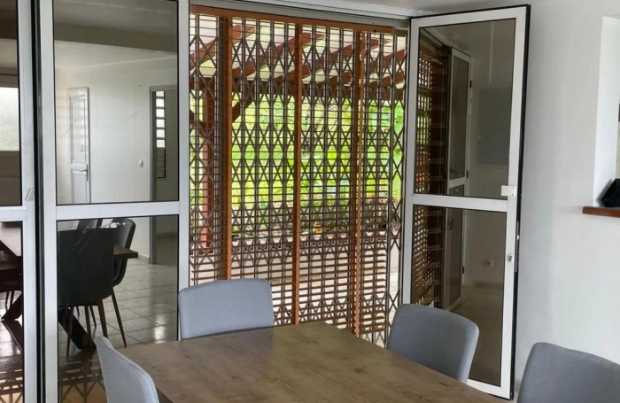Location Maison 102m&sup2; 4 pi&#232;ces Fort de france