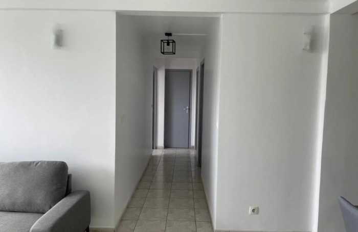 Location Maison 102m&sup2; 4 pi&#232;ces Fort de france