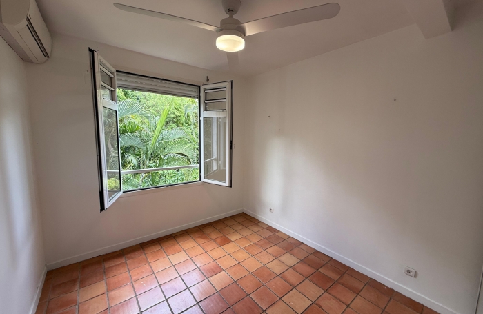 Appt T4 dans résidence sécurisée