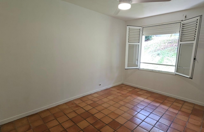 Appt T4 dans résidence sécurisée