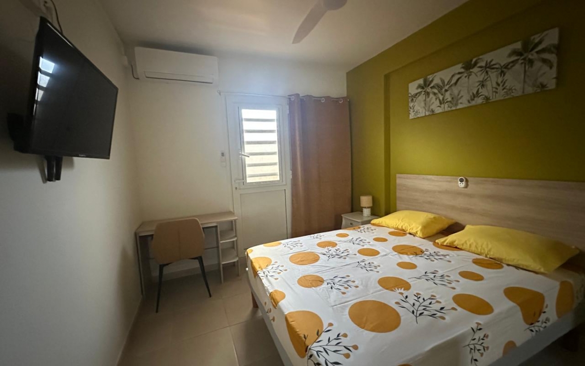 A LOUER APPARTEMENT T4 MEUBLE - CLIMATISE