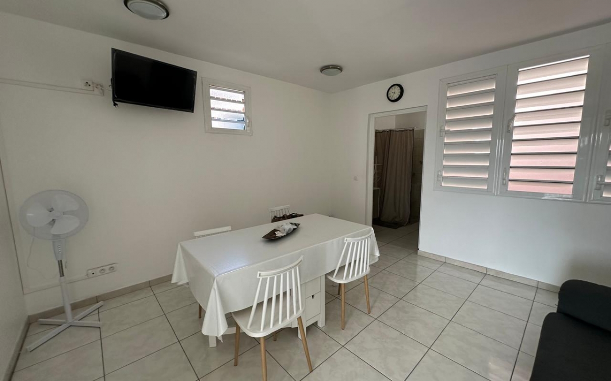 A LOUER AU MARIN T3 MEUBLE CLIMATISE