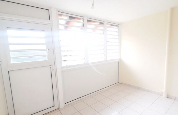 Location Appartement 82.03m&sup2; 4 pi&egrave;ces Ducos