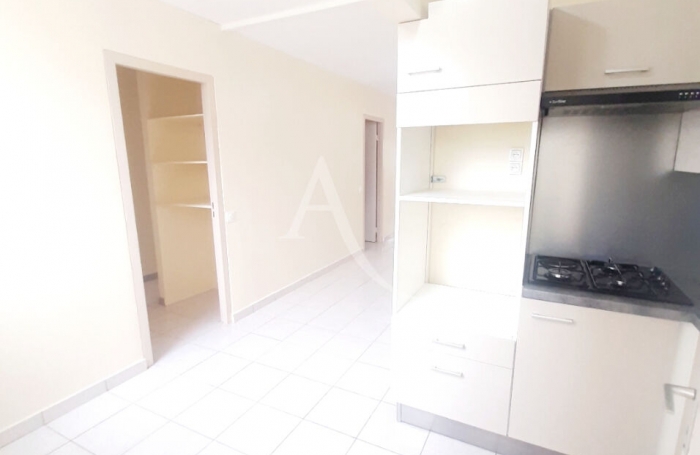 Location Appartement 82.03m&sup2; 4 pi&egrave;ces Ducos