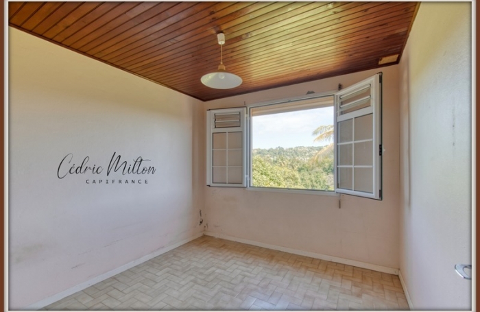 Vente Maison 106m&sup2; 5 pi&#232;ces Rivière Salée