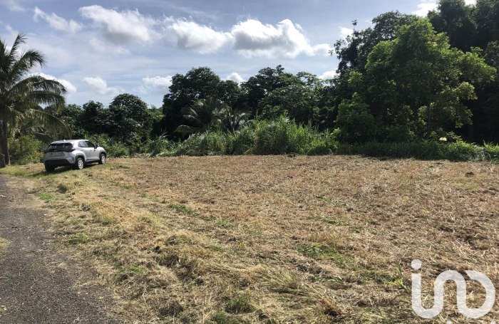 Vente Terrain 1992m&sup2; Le Lamentin