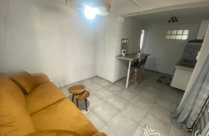 Location Appartement 125m&sup2; 6 pi&#232;ces Saint-Joseph