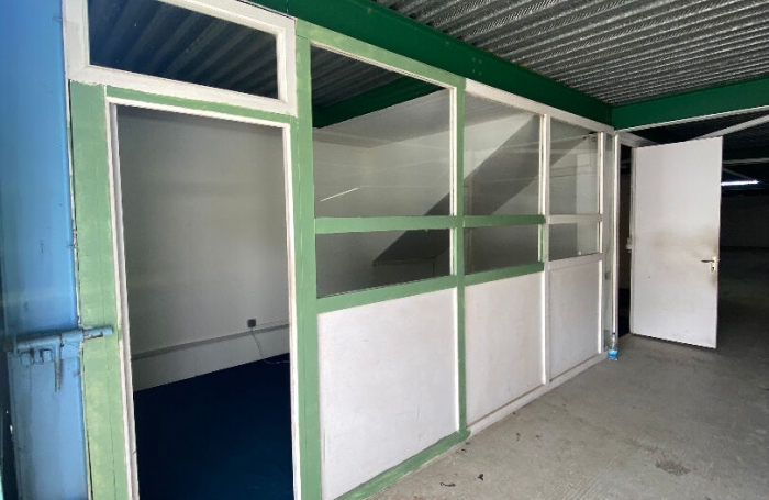 Location Entrepot 360m&sup2; Saint-Joseph