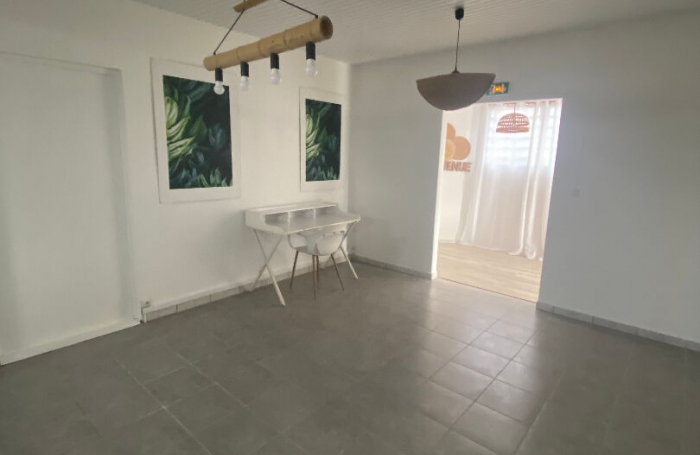 Location Local commercial 60m&sup2; Le Lamentin