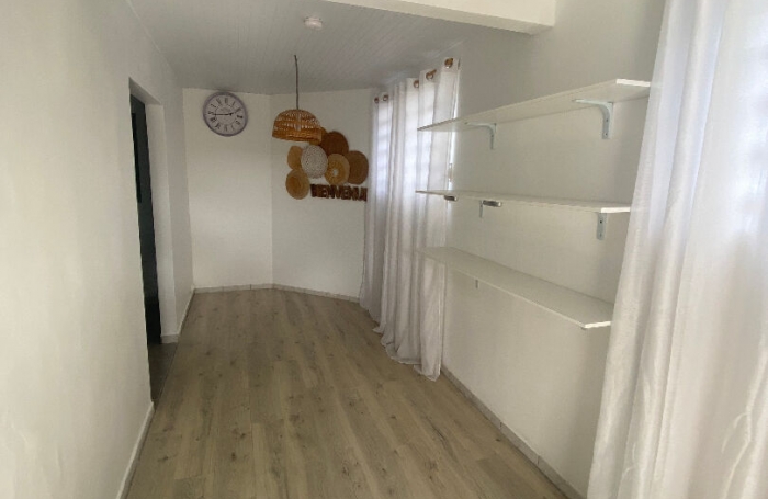 Location Local commercial 60m&sup2; Le Lamentin