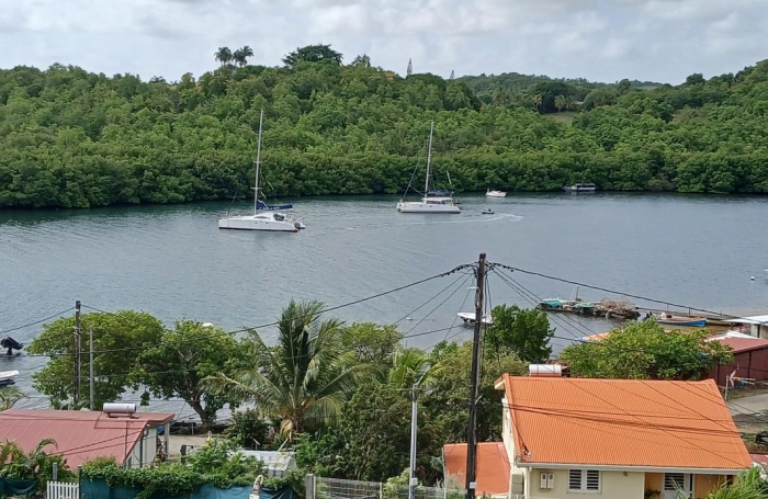 Vente Maison 253.78m&sup2; 11 pi&#232;ces Le François