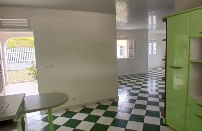 Vente Maison 253.78m&sup2; 11 pi&#232;ces Le François