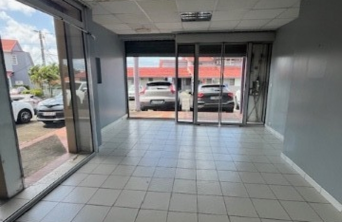 Location Local commercial 97.69m&sup2; 10 pièces Schoelcher