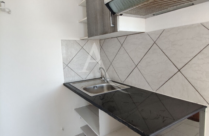 Location Appartement 16.65m² 1 pièce Fort de france