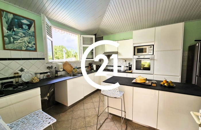 Vente Maison 145.00m&sup2; 5 pièces Le Lamentin